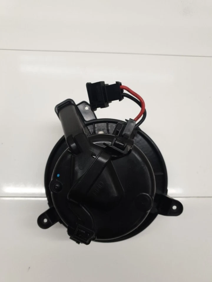 Seat Ibiza Fr MK5 2017-2025 999 MOTOR SOPLADOR CALENTADOR GT859002 Foto 3 de 4