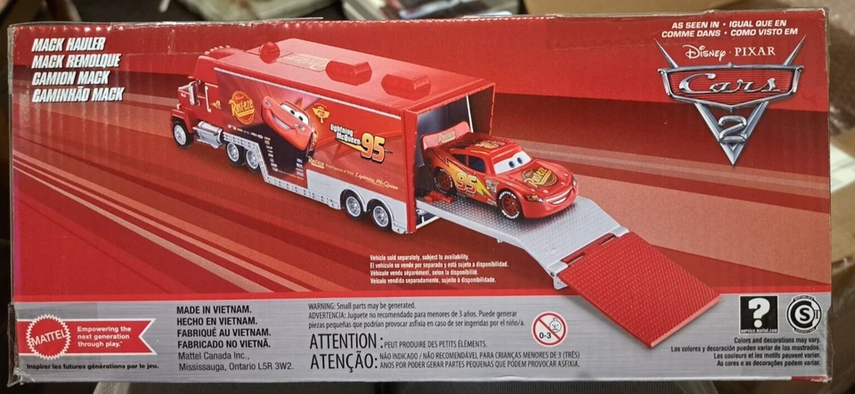 CARS 2 - MACK HAULER - CAMION SAETTA Mattel Disney Pixar - Immagine 2 di 3