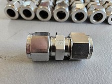 8SC8-316 Parker 1/2 Inch Tube Union A-LOK Box Of 30