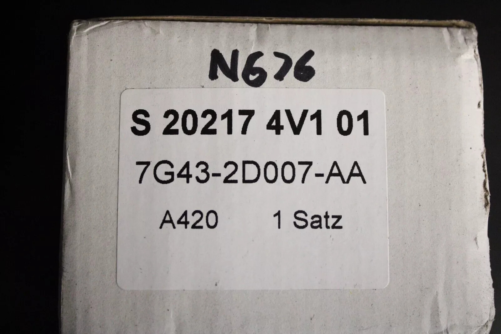 New OEM Genuine Aston Martin 2005- DB9 Vantage FRONT Brake Pad Set 7G43-2D007-AA