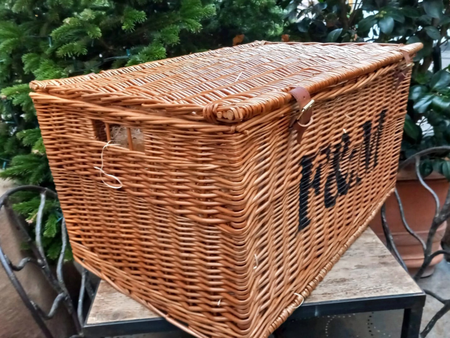 F&M Extra Large FORTNUM & MASON XXL Hamper Basket Coffee Table Chest