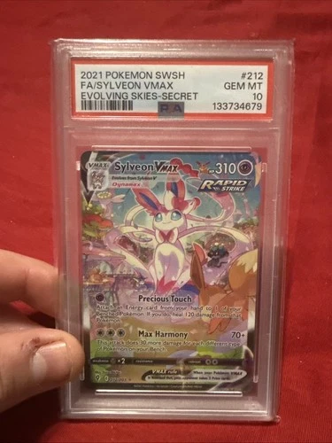 2021 Pokemon SWSH Evolving Skies Sylveon VMAX #212/203 PSA 10 GEM MINT