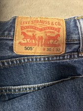 Levi s Men s 505 Blue Denim Jeans Straight Leg Regular Fit size 30/32