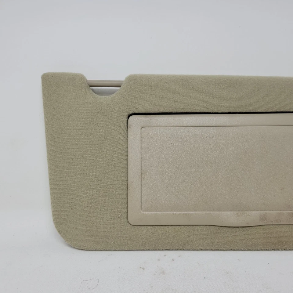 00-05 Chevrolet Impala pasajero lado derecho parasol bronceado Foto 3 de 4