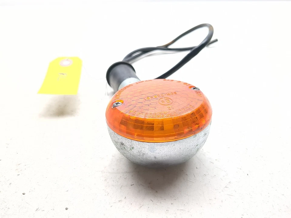 Luz indicadora intermitente intermitente señal de giro trasera izquierda 99-10 Suzuki GZ250 Foto 2 de 4