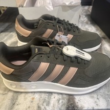 Man's Athleisure adidas Run 84 Jogger Sneaker