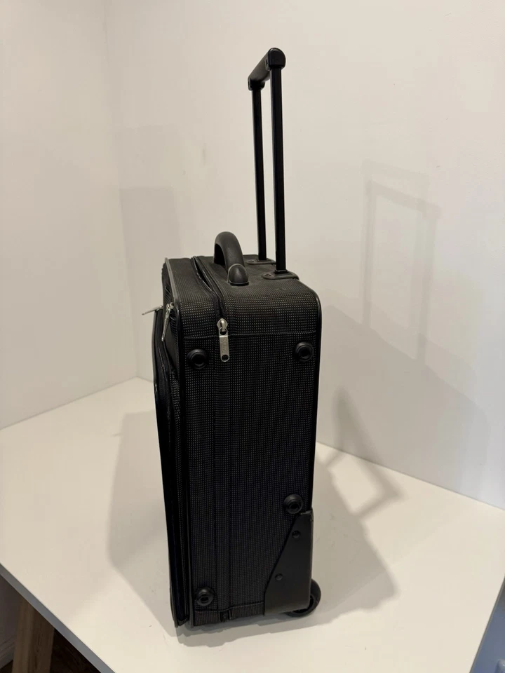 Stratic Koffer - Bild 2 von 4