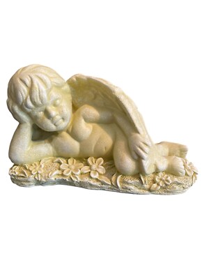 VINTAGE Sweet Chubby Cherub Sculptur Laying on a Bed of Flowers New No Tags
