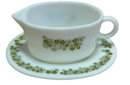 Vintage Pyrex Green Spring Blossom Green Crazy Daisy Gravy Boat & Saucer Plate