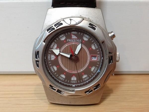 Shark 330Ft Analog Quartz Men Made In Japan Freestyle Night