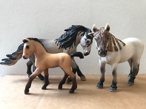 schleich andalusian family