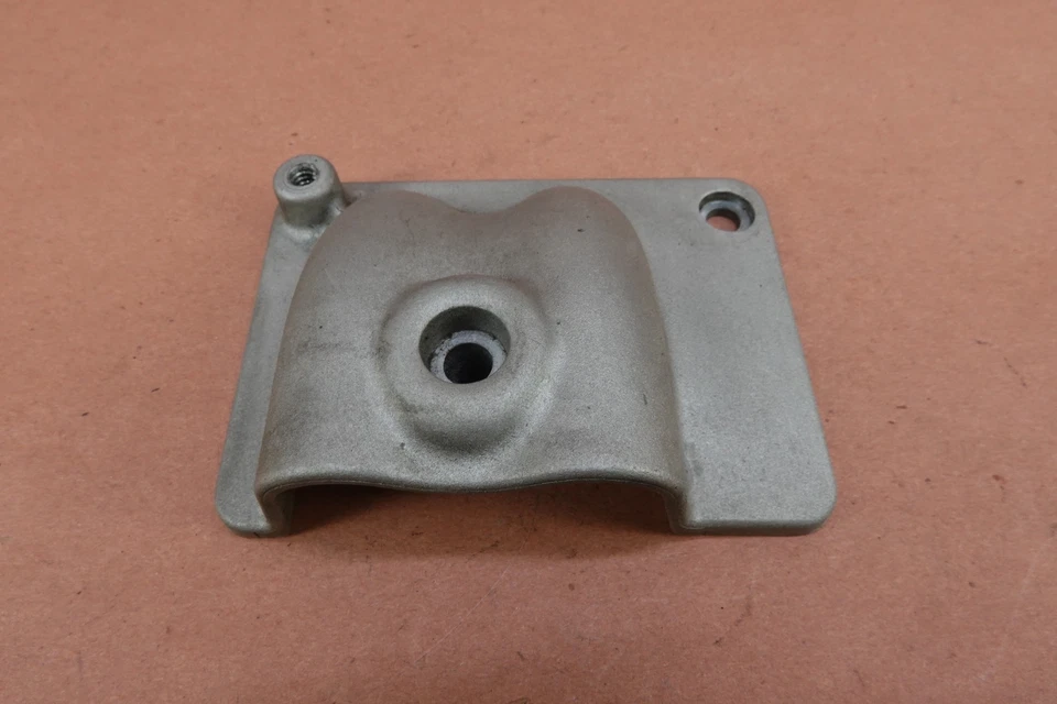 Cubierta de línea de aceite de motor Harley Dyna Super Glide FXD 2000-2005 Foto 4 de 4