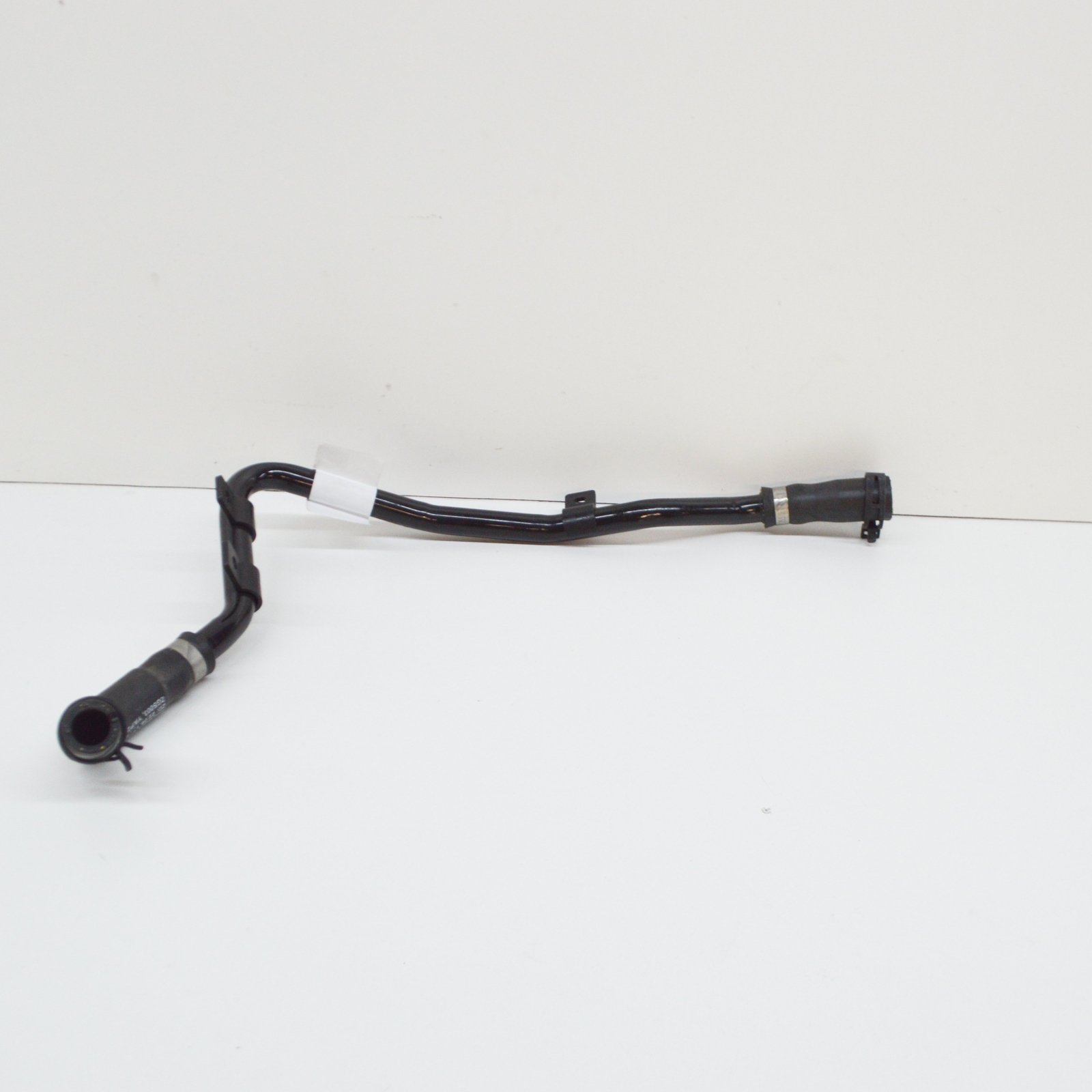 NEW MB CLA C117 RECIRCULATING PUMP TO ENGINE COOLANT HOSE 