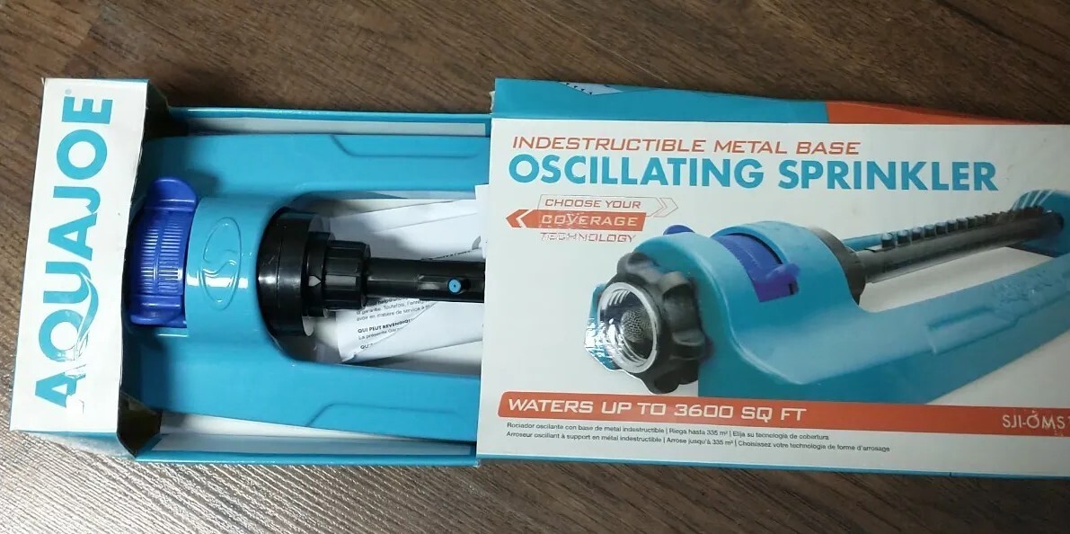 Aqua Joe 3600 sq ft Oscillating Sled Lawn Sprinkler Metal Base New