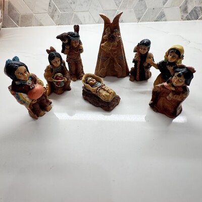 Unique Vintage Native American Nativity 8 Piece Set 1995 Lipon Imports