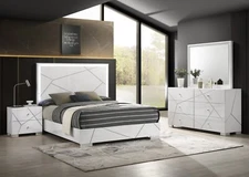 4pc Beautiful Geometric LED-lit Headboard King Bed High-Gloss White Finish