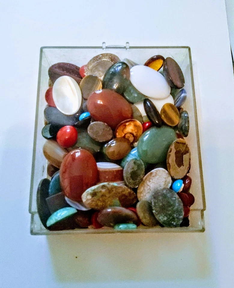 Large Assortment of Gem Grade Cabachons Turquoise, Jade, Onyx, Adventurine, More - Image 2 of 3