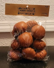 NEW 12 PC ROBERT STANLEY MINI LEATHER 2" PUMPKINS VILLAGE CRAFTS TRAIN LAYOUT