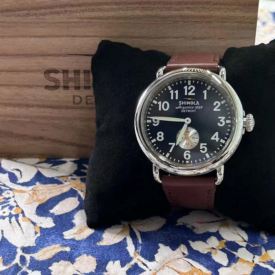 New Shinola The Runwell Blue Dial Cattail Leather Strap Men's Quartz Watch 41mm - Image 4 of 4