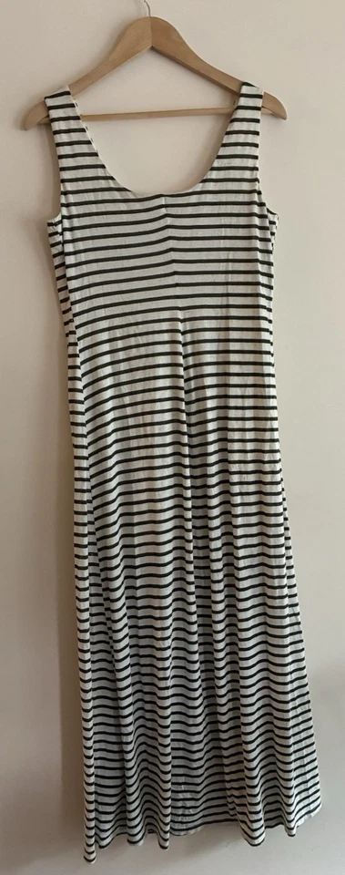 Maxi Vestido sin Mangas Charlotte Russe Para Mujer Forrado a Rayas Mezcla de Rayón Bolsillo Crema M Foto 4 de 4