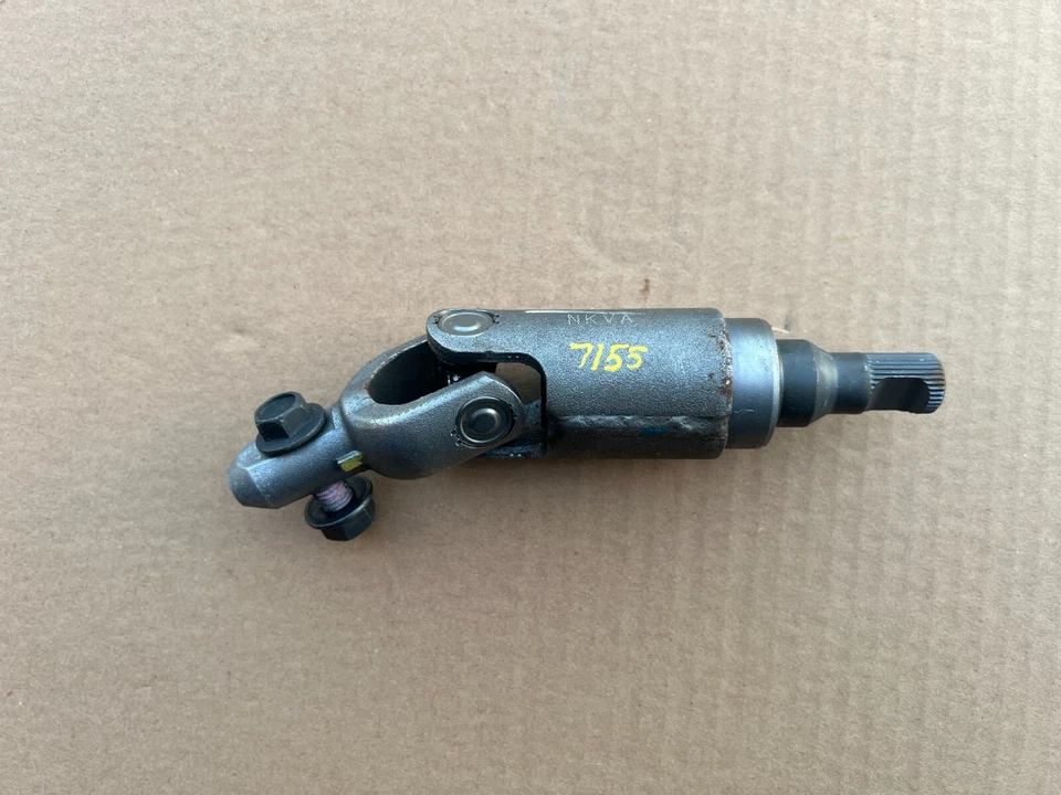 Chevrolet Express 3500 2019 columna de dirección nudillo eje articulado U OEM Foto 2 de 4