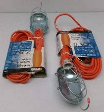 WOODS MEDIUM DUTY WORK LIGHT #0691 3-WIRE 75 WATT 25FT LENGTH  LOT OF TWO #HW310