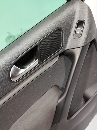🛠️PUERTA TRASERA IZQUIERDA VOLKSWAGEN TIGUAN 5N0833055A COLOR NEGRO AÑO 2015 - Imagen 8 de 12