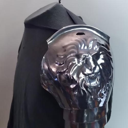 Hand Forged SCA Lion Head Shoulder spaulder pauldron gladiator armour