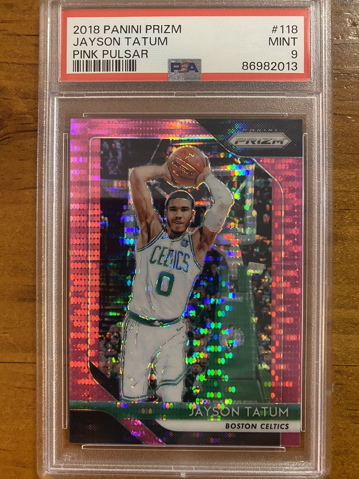 2018-19 Panini Prizm Jayson Tatum #118 Prizm Pink Pulsar/42 PSA 9 Boston Celtics