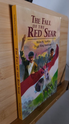 *SIGNED* The Fall of the Red Star by Helen Szablya - Foto 2 di 8