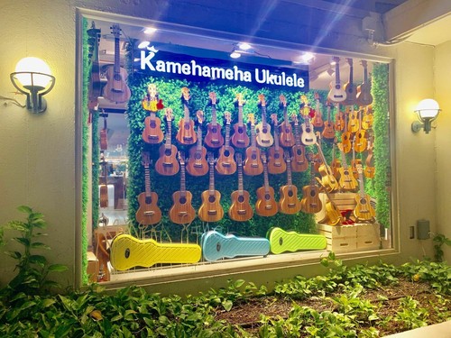Kamehameha Ukulele MKT-20H EQ Tenor Walnut wood w/electric pickup - Picture 8 of 8