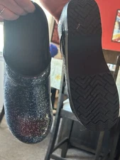 Dansco Professional nursing Clogs Size 39, Color Sparkle. Only Worn once!!!