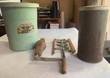 Vintage Alaska Freezer Hostess Hand Crank Ice Cream Maker