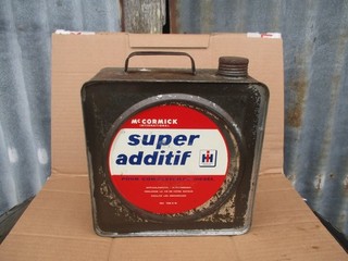 Original Vintage McCormick international Harvester Tractor Oil Can ideal display