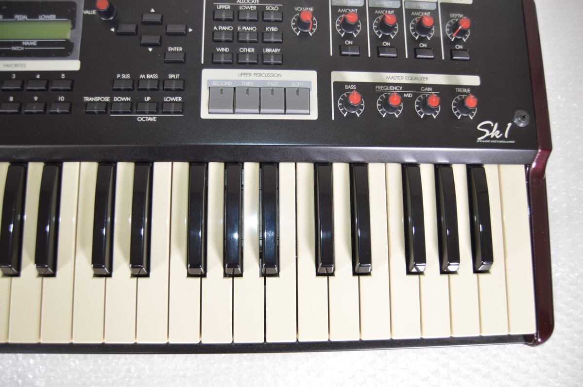 Hammond Sk1 61 key Portable Combo Stage Keyboard Organ Tested W