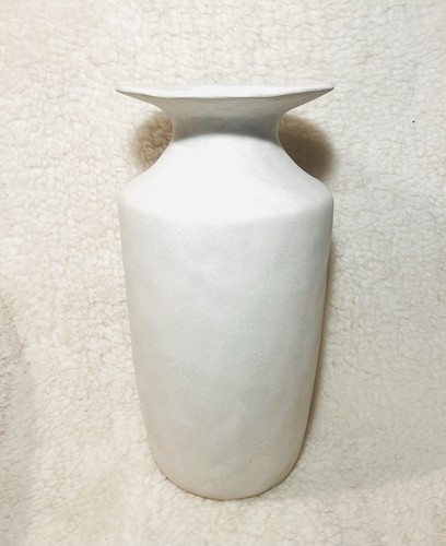 Vaso alto in ceramica con bordo esagerato 14" - soglia disegnata con Studio McGee - Foto 4 di 7