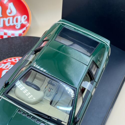 AUTOart 1/18 Lotus Esprit S1 Type 79 British Green RHD Performance 75302 - Foto 12 di 24