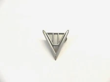 GM 3840317-2 FENDER EMBLEM BADGE 1964 CHEVROLET IMPALA CHEVELLE