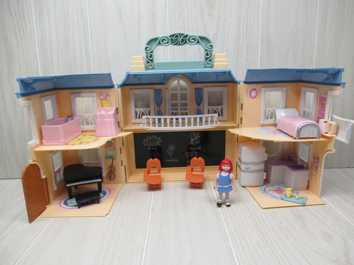 MADELINE’S OLD HOUSE IN PARIS DOLL HOUSE Madeline Old House In Paris Dollhouse for 8