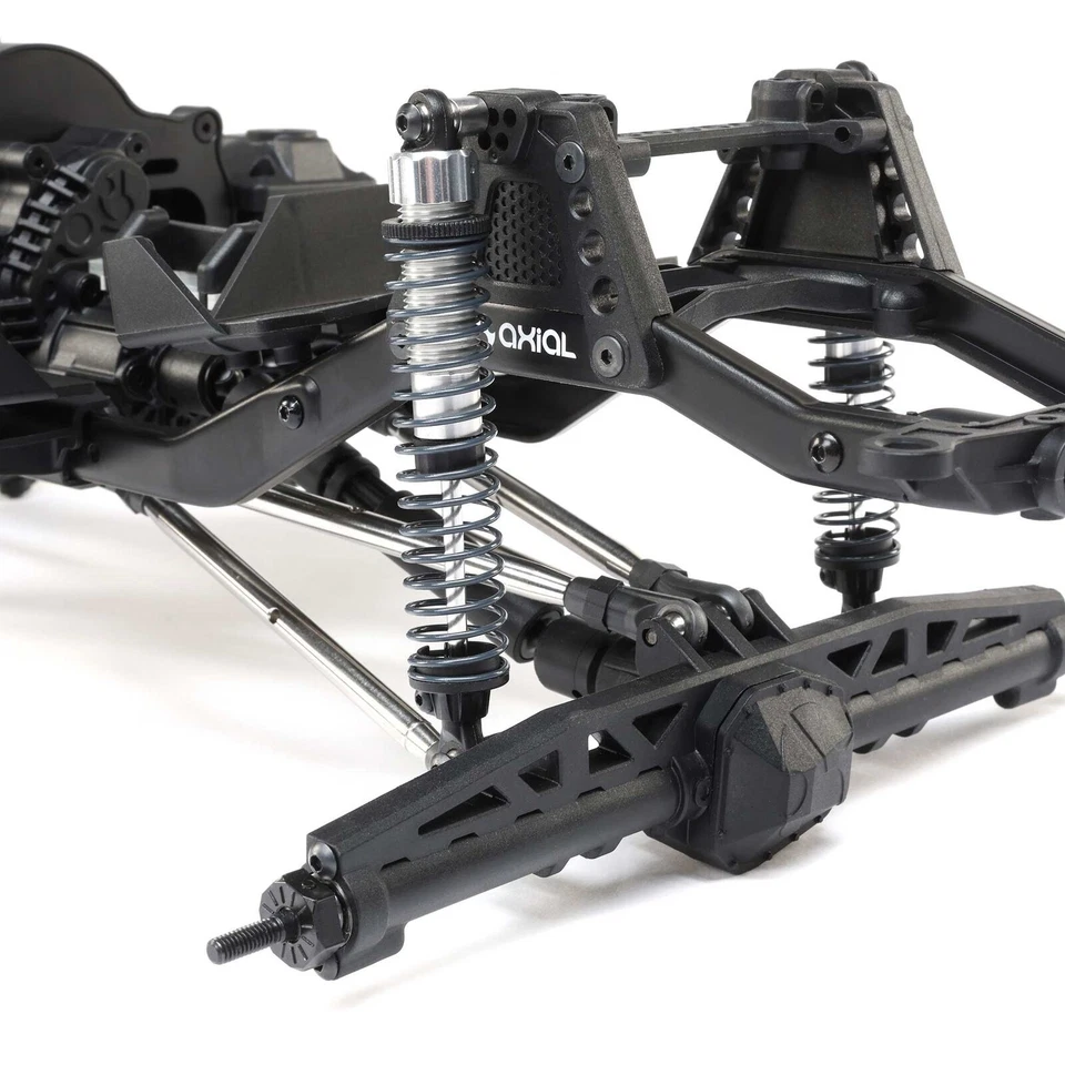 Axial AXI03011 1/10 SCX10 III Base Camp 4WD Rock Crawler Builder's Kit - Image 3 of 4