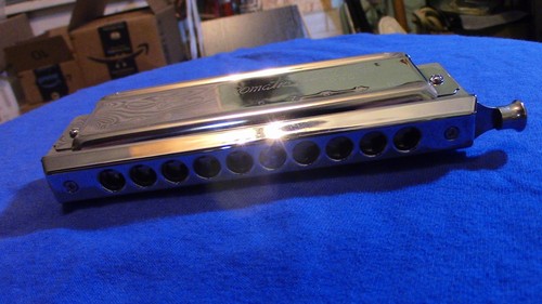 New Swan Chromatic 1040 Harmonica With Hard Carry Case - Picture 9 of 9