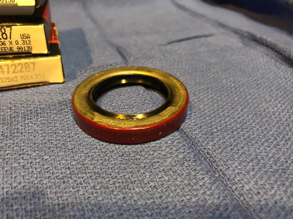 Sello multiusos National Oil Seal 472287 para International Harvester R100 nuevo en caja Foto 2 de 3