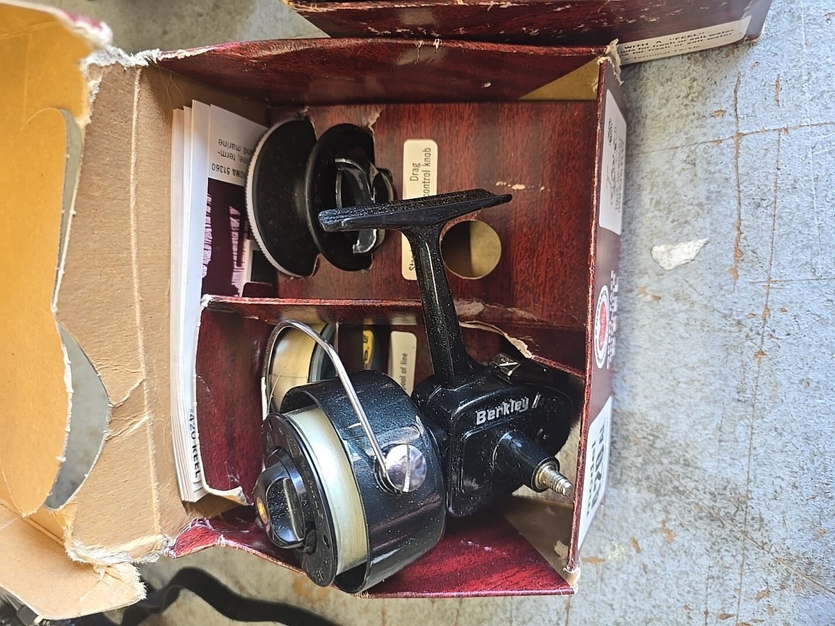 Vintage BERKLEY Spinning Fishing Reel New in box lot of 6 1