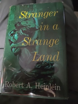 Stranger In A Strange Land~Robert A Heinlein~ 1961~Hardcover~BCE DJ~VGood~414 Pg