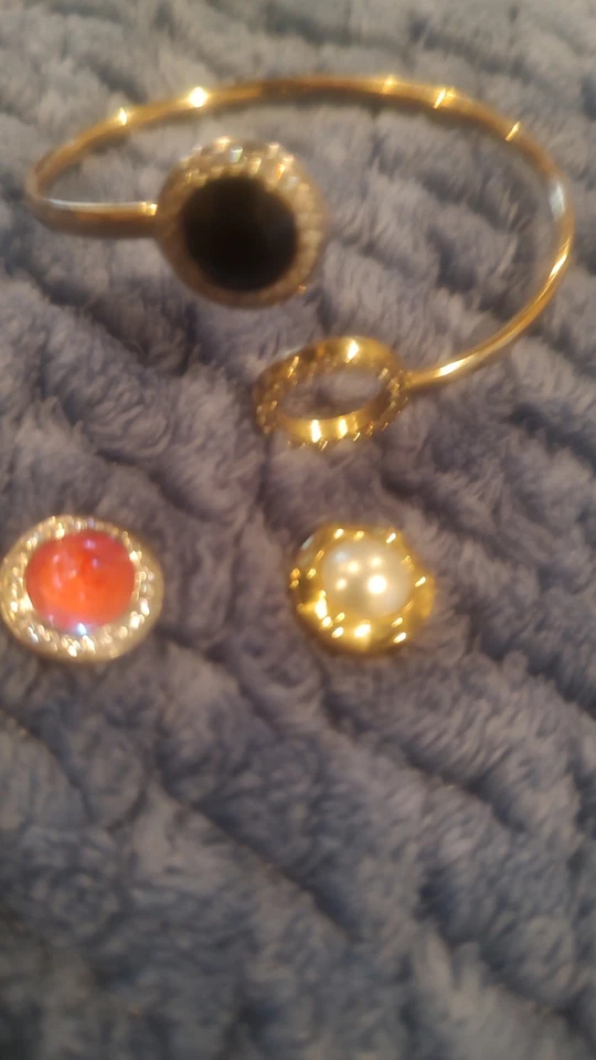 Pulsera Qudo Limited con 3 toppers DELUXE Foto 3 de 4