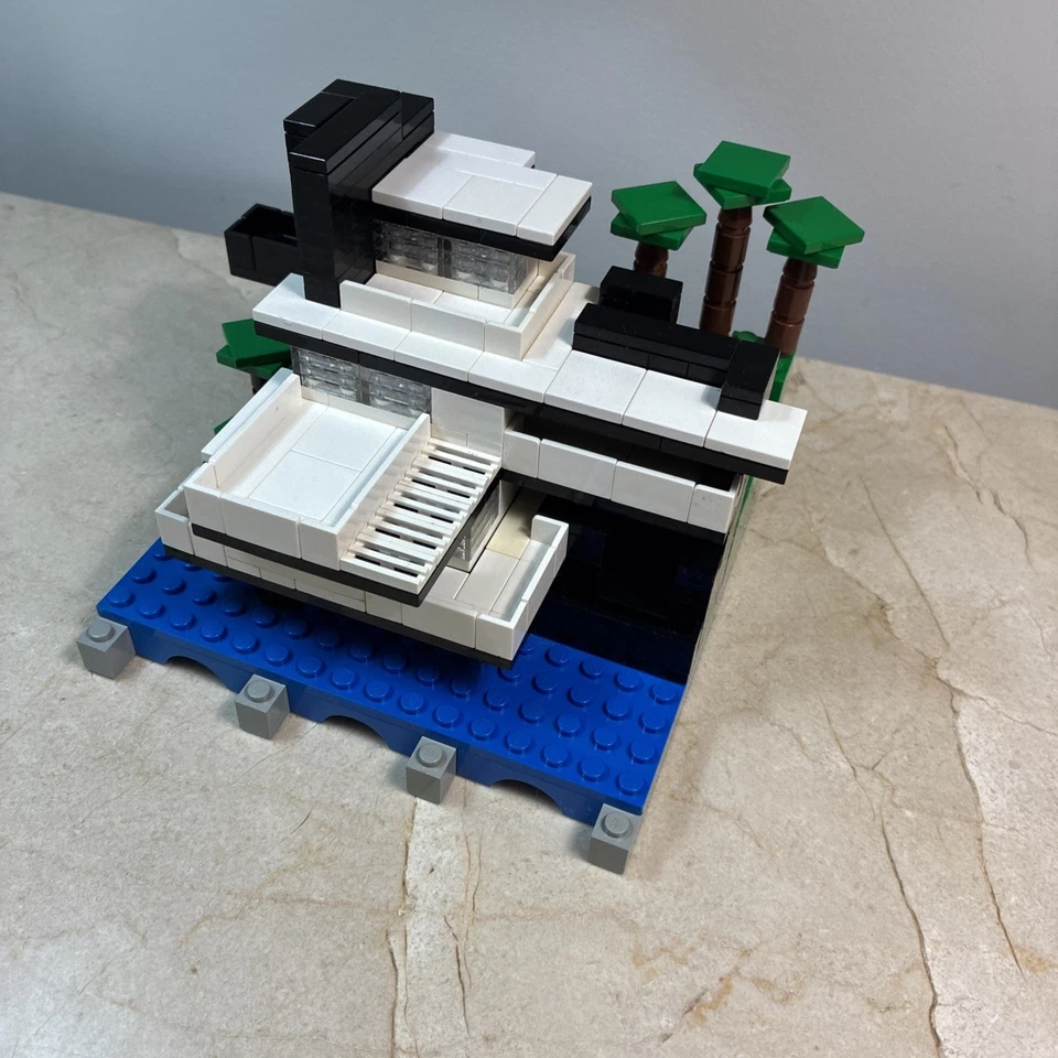 Custom Black White LEGO ARCHITECTURE Fallingwater Building Frank Lloyd Wright - Image 2 of 4