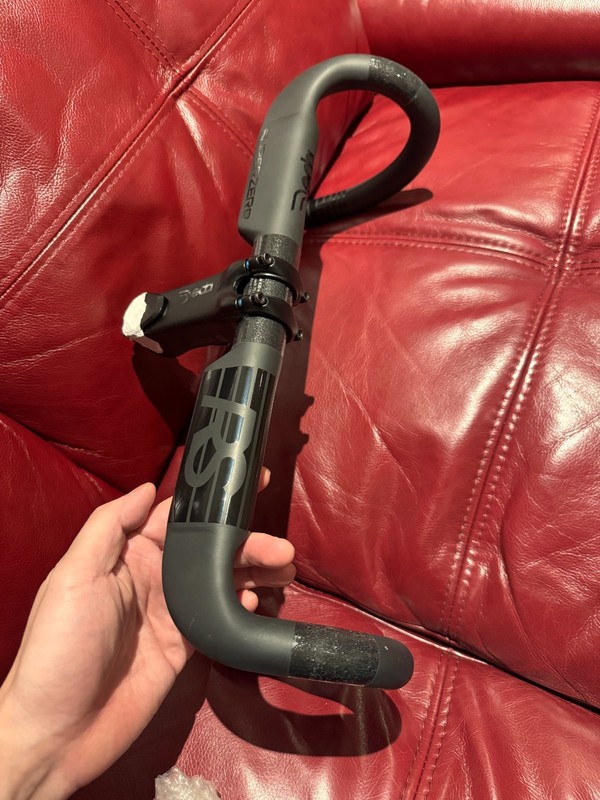 Deda Superzero RS Handlebar 42cm c to c 40cm (full carbon)