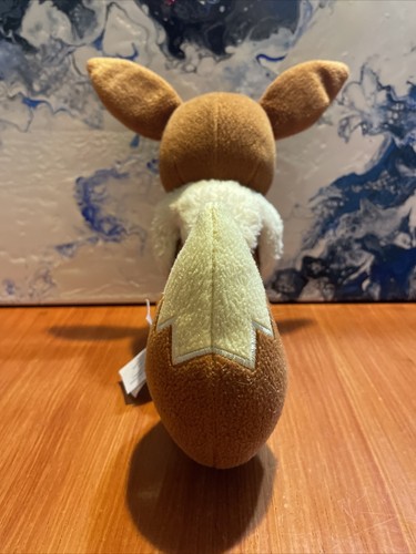 2017 TOMY POKEMON EEVEE SMILING EYES CLOSED HAPPY 7" PLUSH STUFFED TOY - Picture 7 of 16