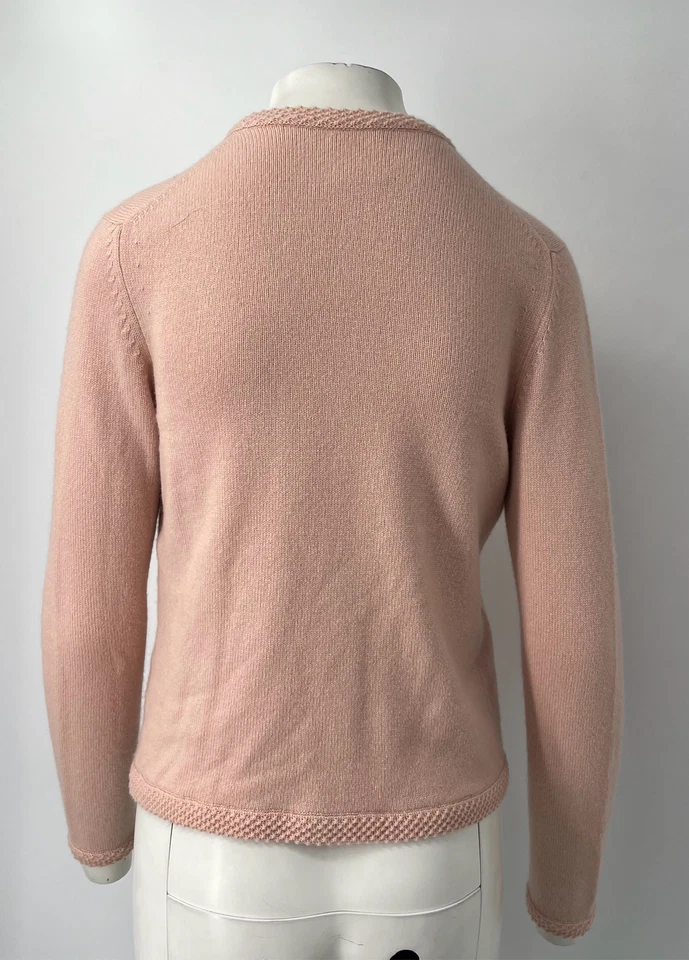 Cárdigan suéter Chanel primavera 2005 rosa claro cachemir ribete mujer talla 38 Foto 4 de 4