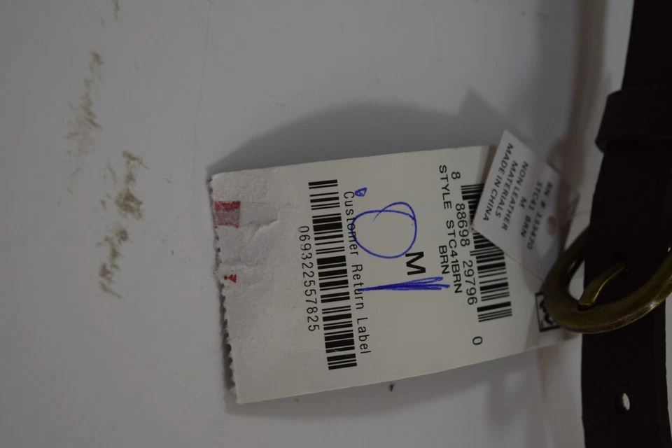 Riñonera perforada con cinturón marrón talla mediana Style & Co. para mujer Foto 3 de 4